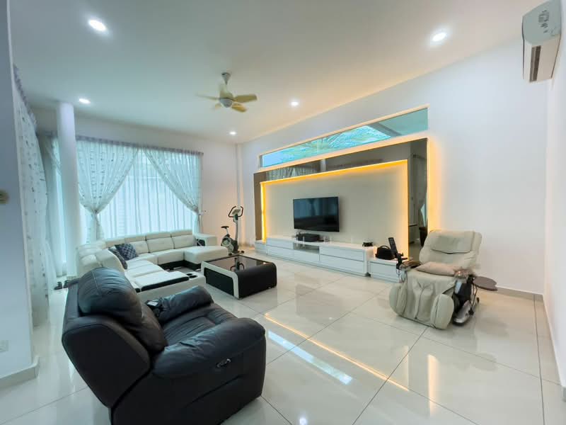 Bungalow House for Sale in Taman Desa Tebrau (Tebrau) - Kok Hui - Living Room - PropertyGuru.com.my