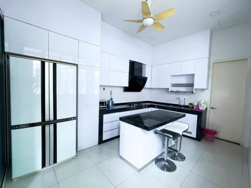 Bungalow House for Sale in Taman Desa Tebrau (Tebrau) - Kok Hui - Kitchen - PropertyGuru.com.my