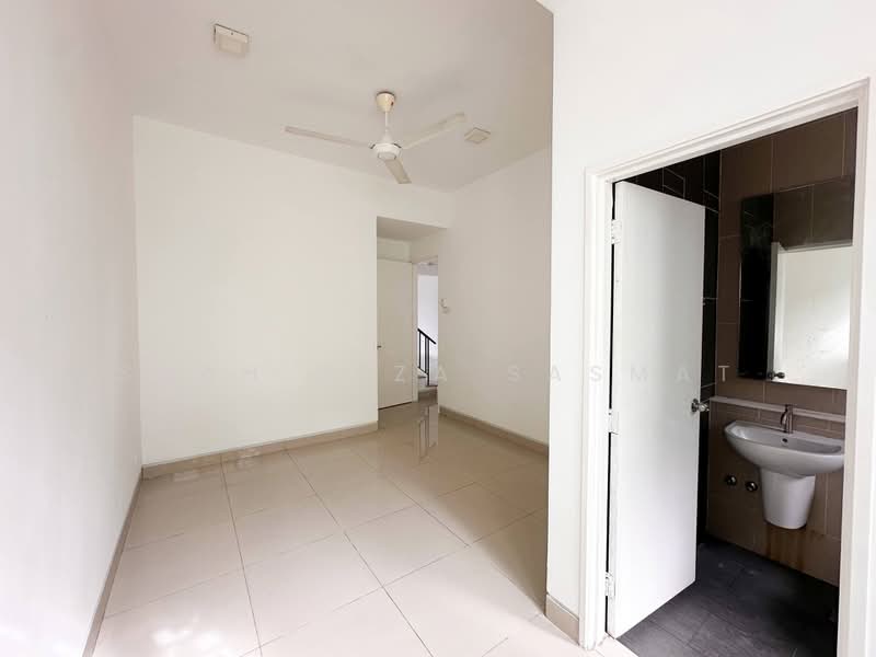 2-storey Terraced House for Sale in Shah Alam (Selangor) - SHAH REZA SASMAT - PropertyGuru.com.my