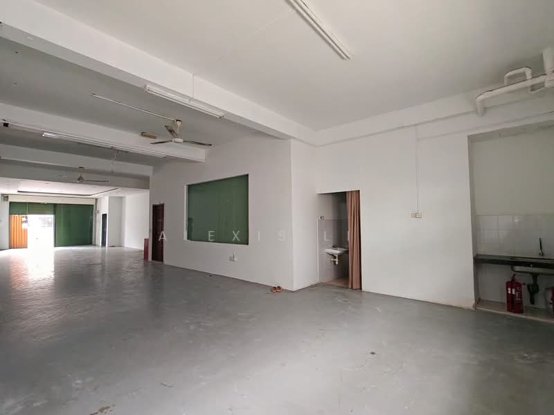 Shop / Office for Rent in Bandar Botanic (Klang) - Alexis Lim - Interior - PropertyGuru.com.my