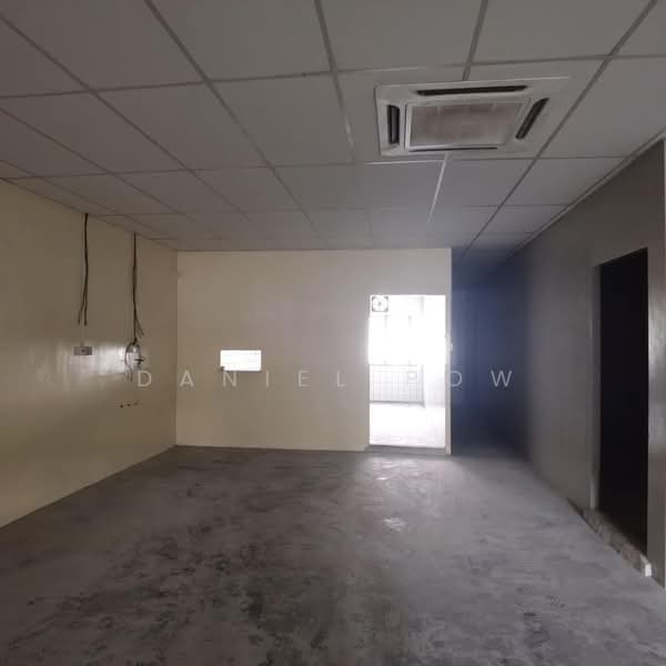 Shop / Office for Rent in Taman Kerjasama (Bukit Baru) - Daniel Pow - Interior - PropertyGuru.com.my