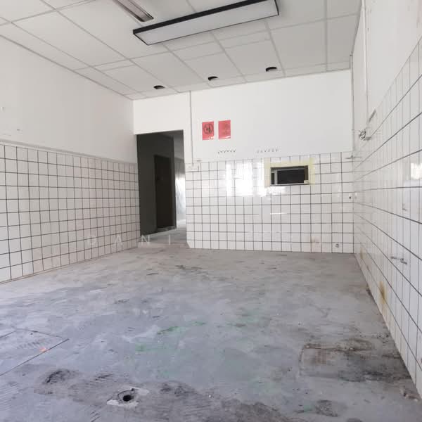 Shop / Office for Rent in Taman Kerjasama (Bukit Baru) - Daniel Pow - Interior - PropertyGuru.com.my