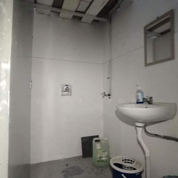 Shop / Office for Rent in Taman Kerjasama (Bukit Baru) - Daniel Pow - Bathroom - PropertyGuru.com.my