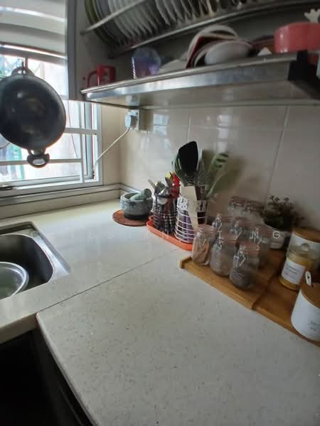 Rumah Teres 2-Tingkat untuk Dijual di Taman Pelangi Semenyih 2 (Semenyih) - Celestine Ting - Kitchen - PropertyGuru.com.my