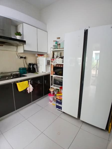Rumah Teres 2-Tingkat untuk Dijual di Taman Pelangi Semenyih 2 (Semenyih) - Celestine Ting - Kitchen - PropertyGuru.com.my