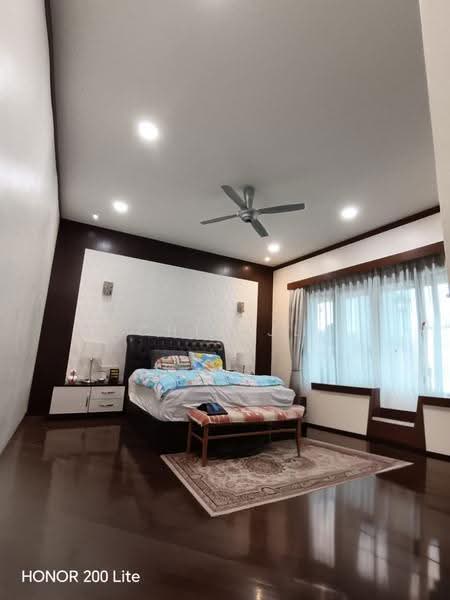 Bungalow House untuk Dijual di Bukit Rahman Putra (Sungai Buloh) - Chin JL - Bedroom - PropertyGuru.com.my