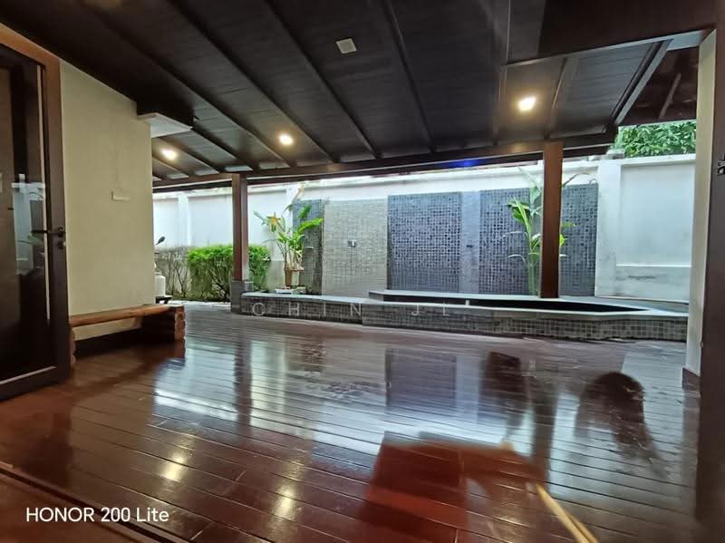 Bungalow House untuk Dijual di Bukit Rahman Putra (Sungai Buloh) - Chin JL - Exterior - PropertyGuru.com.my