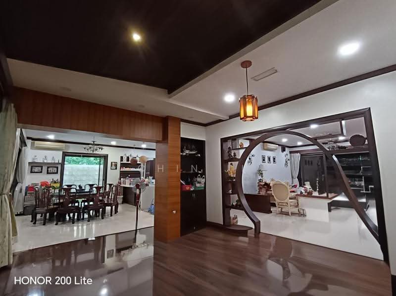 Bungalow House untuk Dijual di Bukit Rahman Putra (Sungai Buloh) - Chin JL - Dining Room - PropertyGuru.com.my