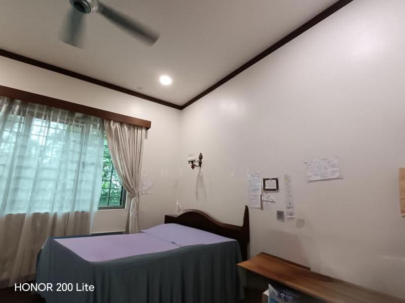 Bungalow House untuk Dijual di Bukit Rahman Putra (Sungai Buloh) - Chin JL - Bedroom - PropertyGuru.com.my