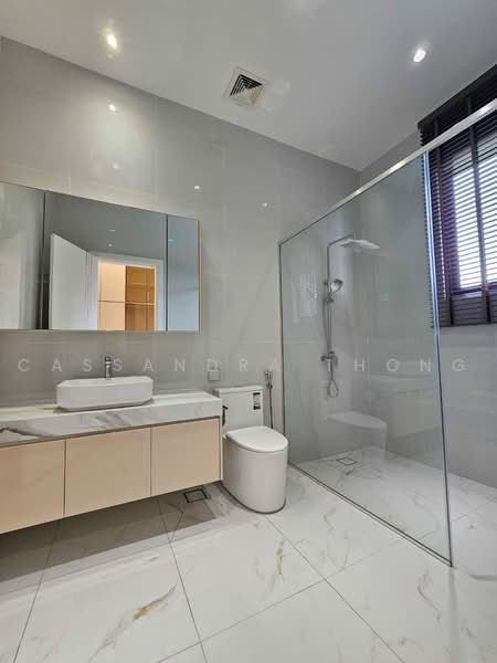 Semi-Detached House for Sale in Desa Parkcity (Kuala Lumpur) - Cassandra Thong - Bathroom - PropertyGuru.com.my