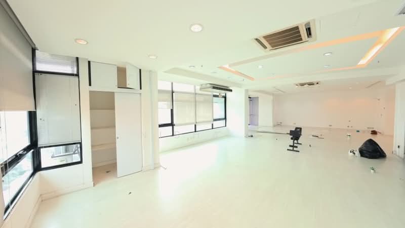 Pejabat untuk Disewa di Mid Valley City (Kuala Lumpur) - Nisha R - Interior - PropertyGuru.com.my
