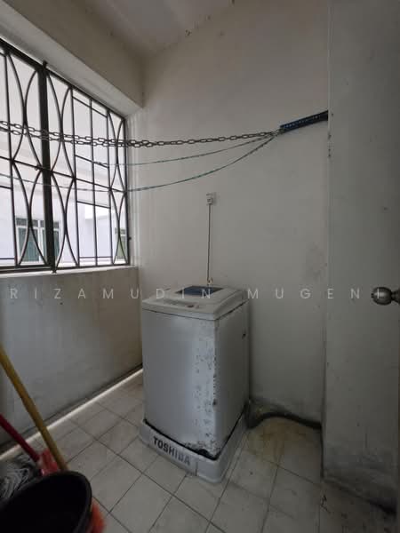 Servis Apartment untuk Dijual di Millennium Place @ Millennium Square - Rizamudin Mugeni - Interior - PropertyGuru.com.my