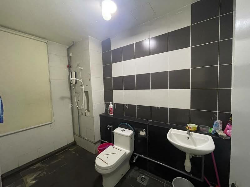 Apartment for Sale at Austin Regency (Pangsapuri Austin Perdana) - Pauline Ng - Bathroom - PropertyGuru.com.my