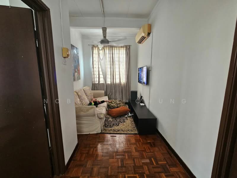 Rumah Teres 2-Tingkat untuk Dijual di Putra Heights (Subang Jaya) - Nobeille Chung - Living Room - PropertyGuru.com.my