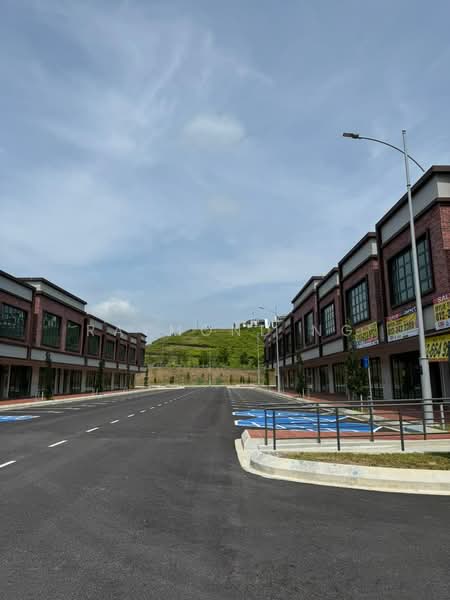 Shop for Sale in Seremban (Negeri Sembilan) - Raymond Ng - Exterior - PropertyGuru.com.my