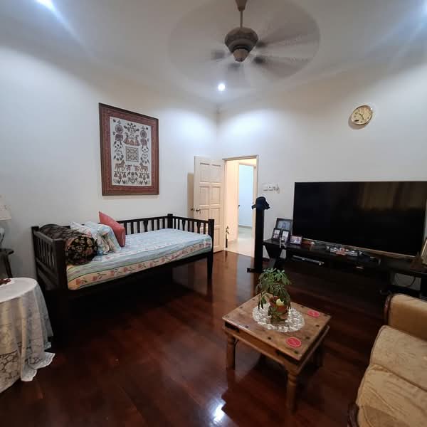 Semi-Detached House for Rent in Tropicana (Petaling Jaya) - Nisha R - Living Room - PropertyGuru.com.my
