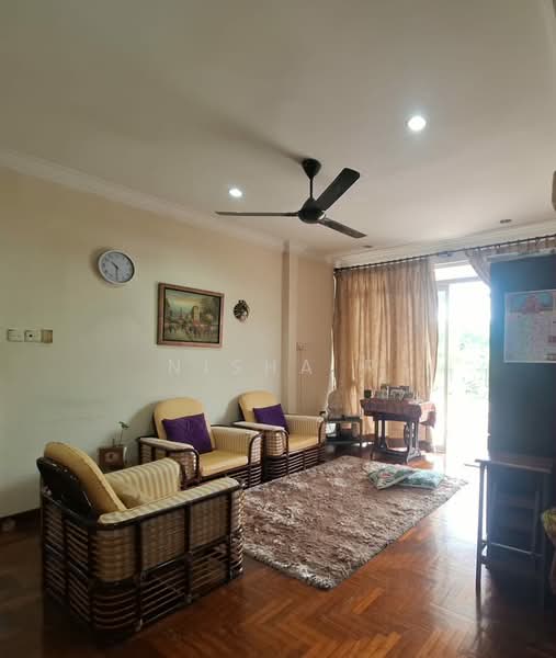 Semi-Detached House for Rent in Tropicana (Petaling Jaya) - Nisha R - Living Room - PropertyGuru.com.my