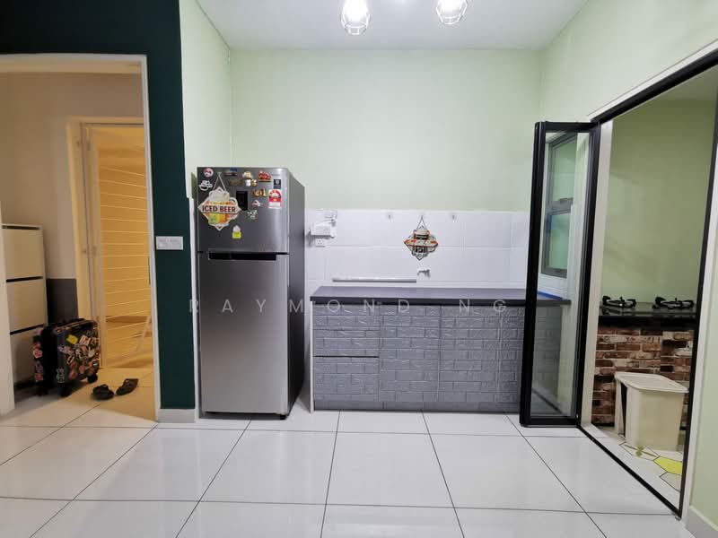 Kondominium untuk Dijual di Trinity Aquata - Raymond Ng - Kitchen - PropertyGuru.com.my