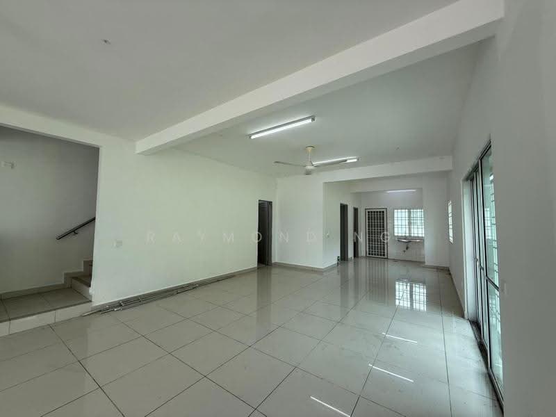 2-storey Terraced House for Sale in Seremban 2 (Negeri Sembilan) - Raymond Ng - Living Room - PropertyGuru.com.my