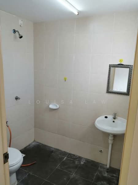 Apartment for Rent at De Palma - Louisa Law - Bathroom - PropertyGuru.com.my