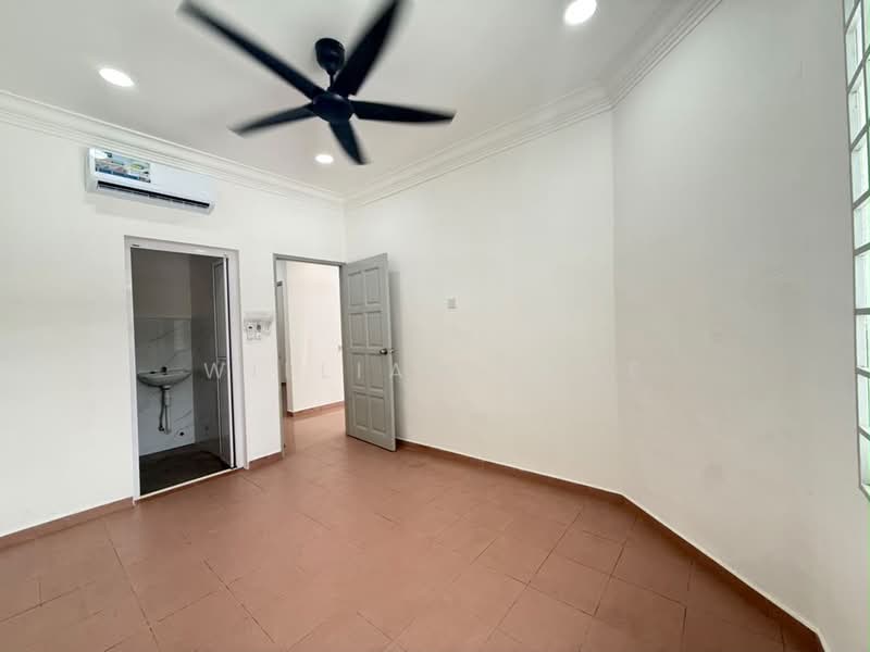 Rumah Teres 1 Tingkat untuk Dijual di Taman Universiti (Skudai) - William Loke - PropertyGuru.com.my