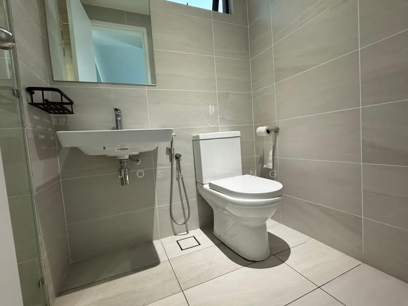 Servis Apartment untuk Disewa di UNIO Residence - Josh Yong - Bathroom - PropertyGuru.com.my