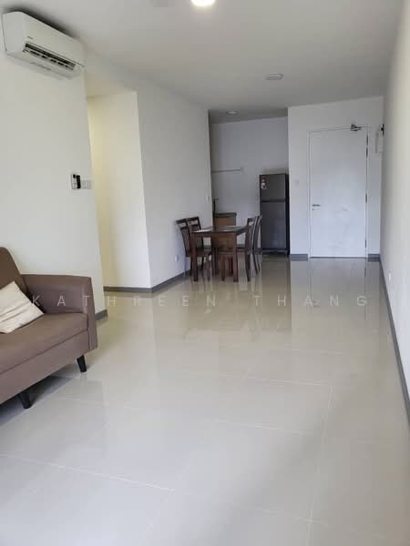 Servis Apartment untuk Disewa di United Point (Residensi Berpadu) - Kathreen Thang - Living Room - PropertyGuru.com.my