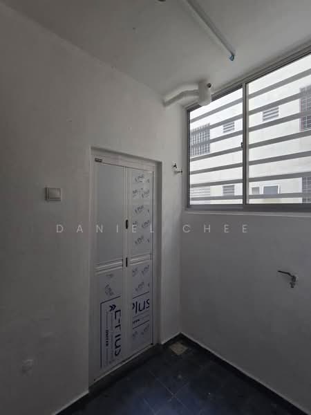 Pangsapuri untuk Dijual di Permai Lake View Apartment - Daniel Chee - PropertyGuru.com.my
