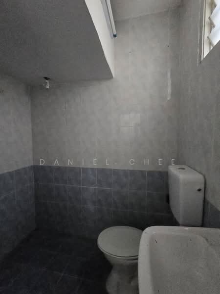 Pangsapuri untuk Dijual di Permai Lake View Apartment - Daniel Chee - PropertyGuru.com.my