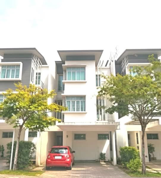 Rumah Teres 3-Tingkat untuk Dijual di Cyberjaya (Selangor) - Michael Wong - Exterior - PropertyGuru.com.my