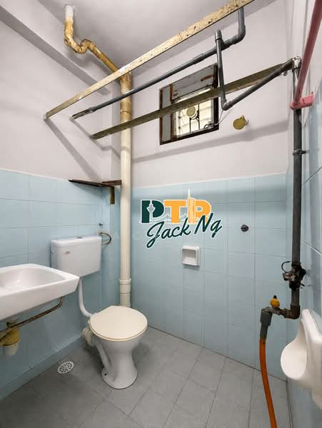 Pangsapuri untuk Disewa di Taman Dedap - Jack Ng - Bathroom - PropertyGuru.com.my