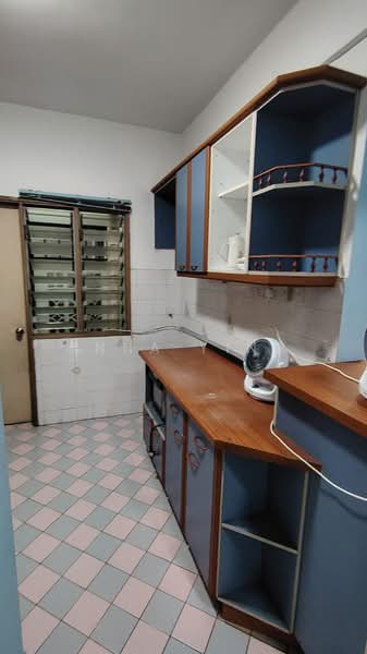 Kondominium untuk Disewa di Menara Alpha - Anna Ying - Kitchen - PropertyGuru.com.my
