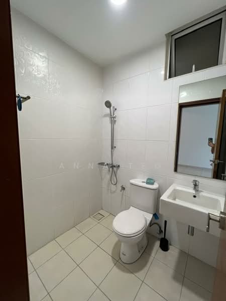Condominium for Rent at Sri Putramas III / Royal Regent - Anna Teo - Bathroom - PropertyGuru.com.my