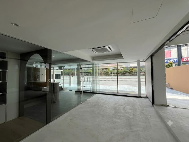 Commercial Bungalow for Rent in Jalan Maarof (Bangsar) - Sariah Saad - PropertyGuru.com.my