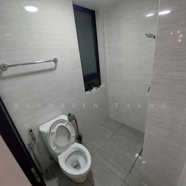 Servis Apartment untuk Disewa di Baron Residence @ Lake City - Kathreen Thang - Bathroom - PropertyGuru.com.my