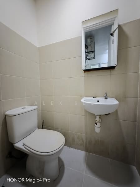 Condominium for Rent at Scenaria @ North Kiara Hills - Alex Seet - Bathroom - PropertyGuru.com.my