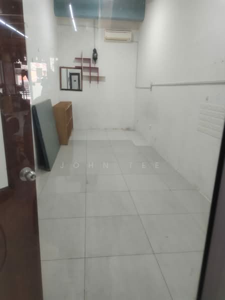 Shop / Office untuk Disewa di Taman Saujana Jati (Klang) - John Tee - Interior - PropertyGuru.com.my