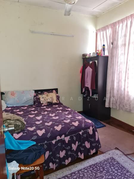 Rumah Teres 2-Tingkat untuk Disewa di Bandar Baru Bangi (Selangor) - Kamil Radzuan - Bedroom - PropertyGuru.com.my