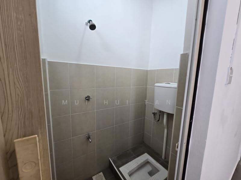 Cluster House for Rent in Taman Adda Heights (Tebrau) - Mui Hui Tan - Bathroom - PropertyGuru.com.my