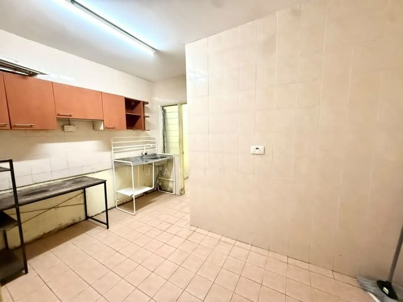 Pangsapuri untuk Dijual di Prima Regency - Benjamin Ong - Kitchen - PropertyGuru.com.my