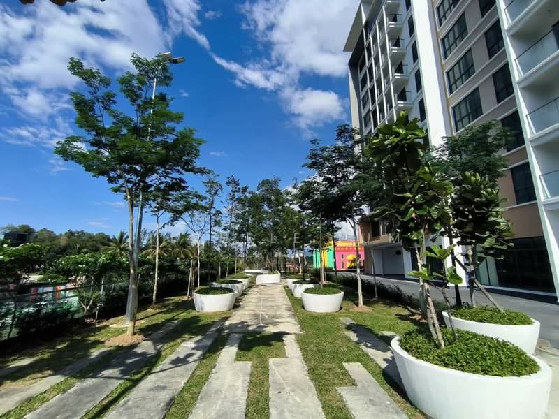 Kondominium untuk Dijual di One Jesselton - Michele Lum - Exterior - PropertyGuru.com.my