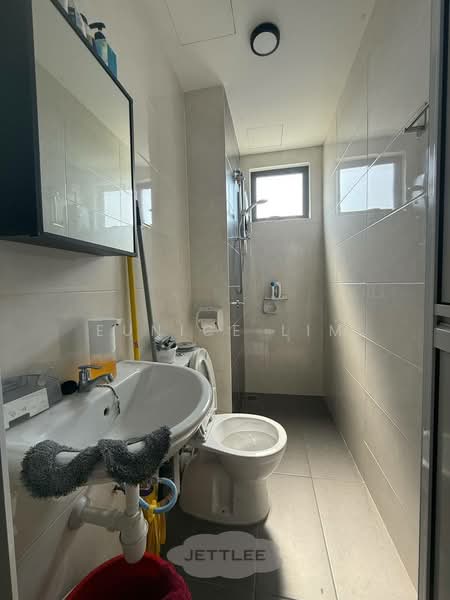 Servis Apartment untuk Dijual di Maple Residences @ Bandar Bestari Klang - Eunice Lim - Bathroom - PropertyGuru.com.my