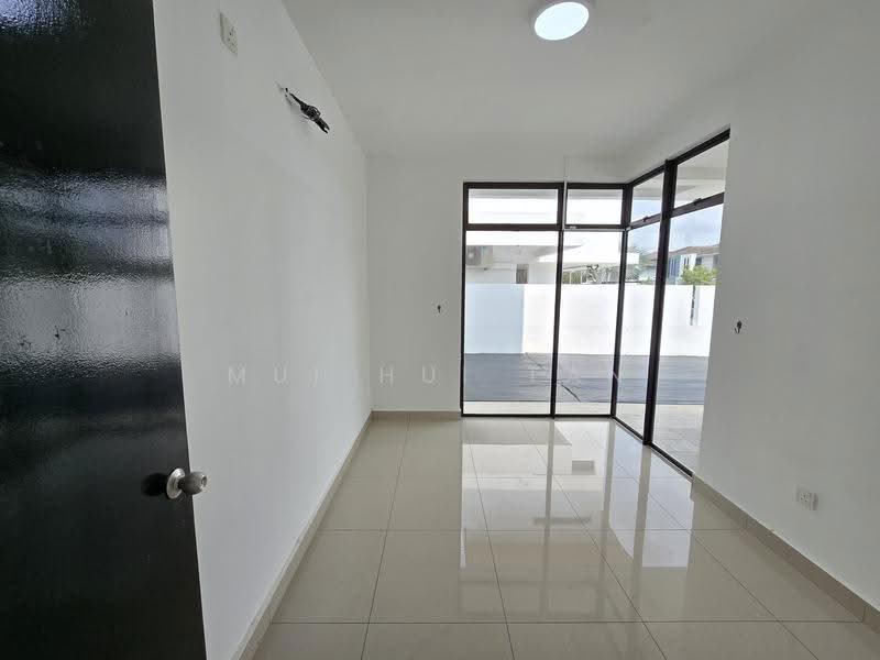 Cluster House for Rent in Taman Adda Heights (Tebrau) - Mui Hui Tan - Interior - PropertyGuru.com.my
