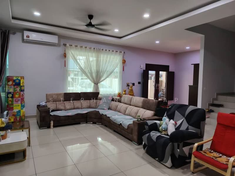Rumah Berkembar untuk Dijual di Bandar Bestari (Klang) - Stephanie Yap - Living Room - PropertyGuru.com.my