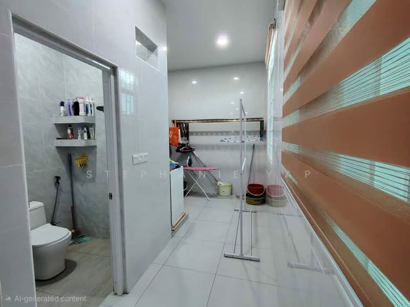 Rumah Berkembar untuk Dijual di Bandar Bestari (Klang) - Stephanie Yap - Bathroom - PropertyGuru.com.my