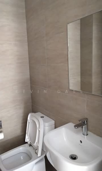Rumah Berkembar untuk Dijual di Bandar Tropicana Aman (Telok Panglima Garang) - Kevin Dass - Bathroom - PropertyGuru.com.my