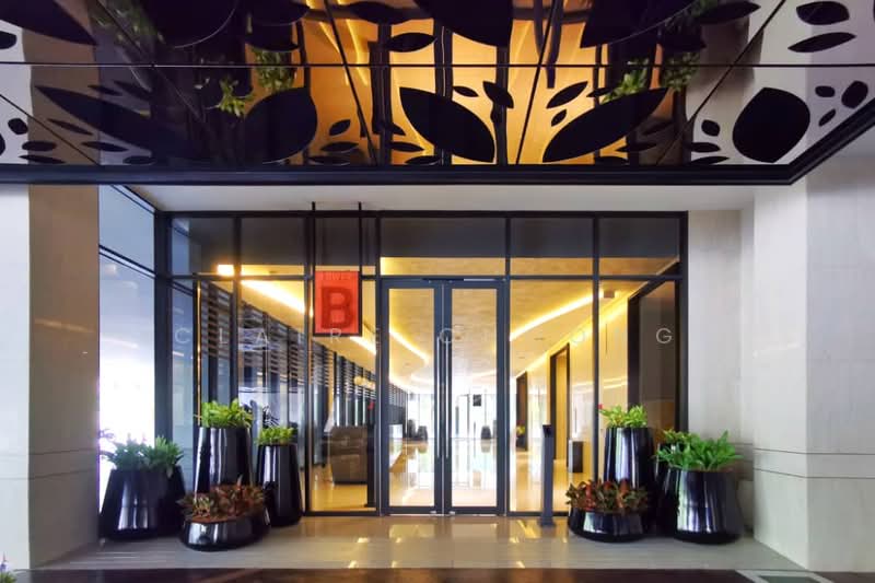 Service Residence for Rent at Skyluxe On The Park Bukit Jalil - Claire Choong - Entrance - PropertyGuru.com.my