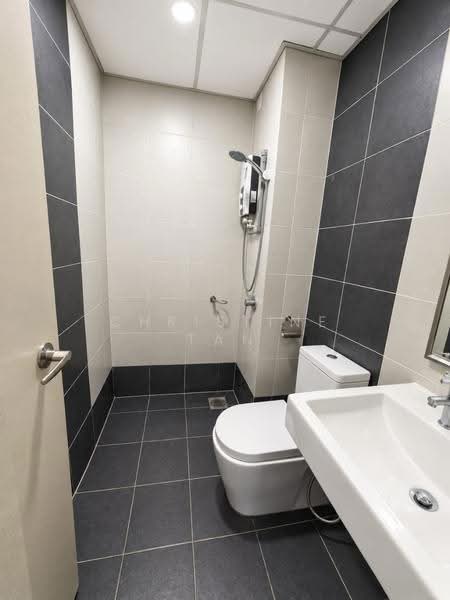 Kediaman Servis untuk Disewa di Centrestage Designer Suite - Christine Tan - Bathroom - PropertyGuru.com.my