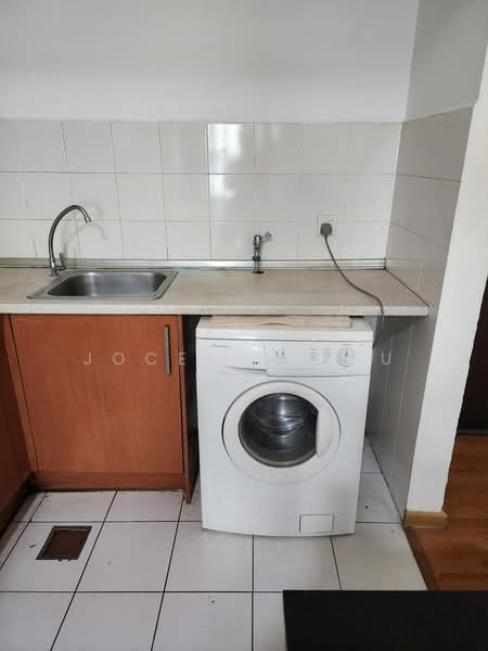 Service Residence for Rent at Maytower Serviced Residences - Jocelyn Shu - Kitchen - PropertyGuru.com.my