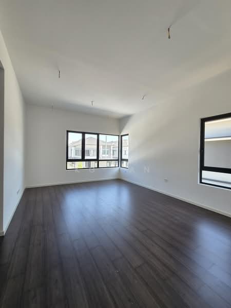 Rumah Berkembar untuk Dijual di Telok Panglima Garang (Selangor) - KG Tan - Interior - PropertyGuru.com.my